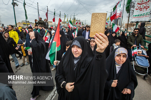 راهپیمایی ۲۲ بهمن در قزوین