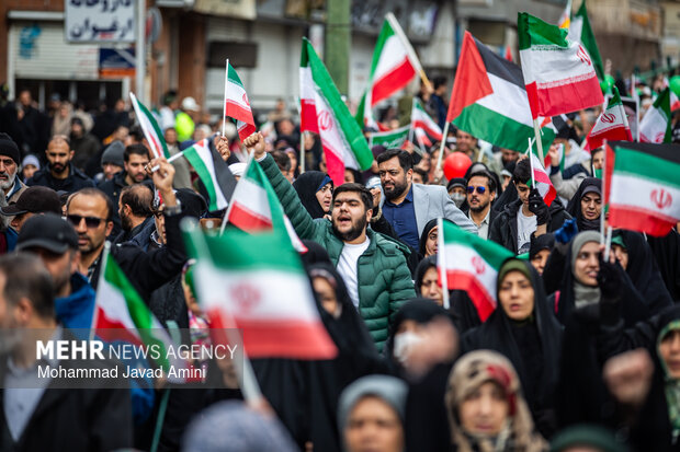 راهپیمایی ۲۲ بهمن در قزوین