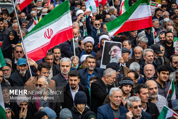 راهپیمایی ۲۲ بهمن در قزوین