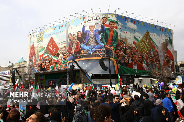 راهپیمایی ۲۲ بهمن در تهران