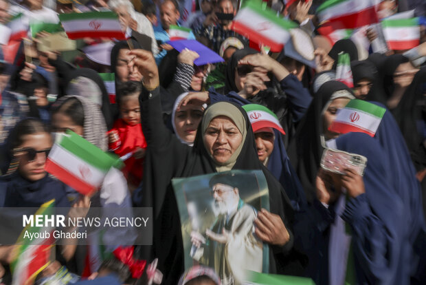 راهپیمایی ۲۲ بهمن در کیش