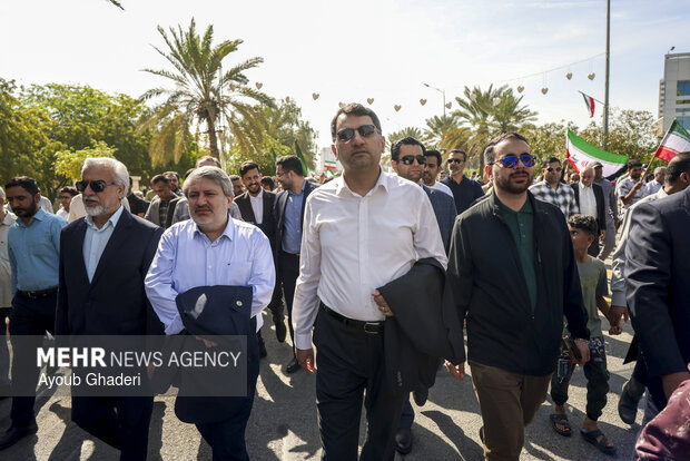 راهپیمایی ۲۲ بهمن در کیش