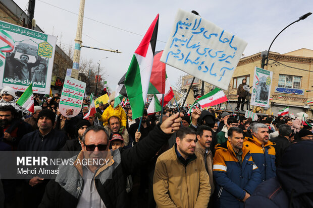 راهپیمایی ۲۲ بهمن در زنجان