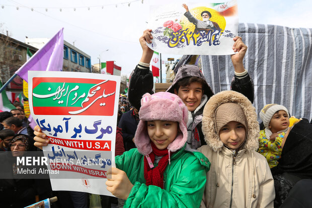 راهپیمایی ۲۲ بهمن در زنجان