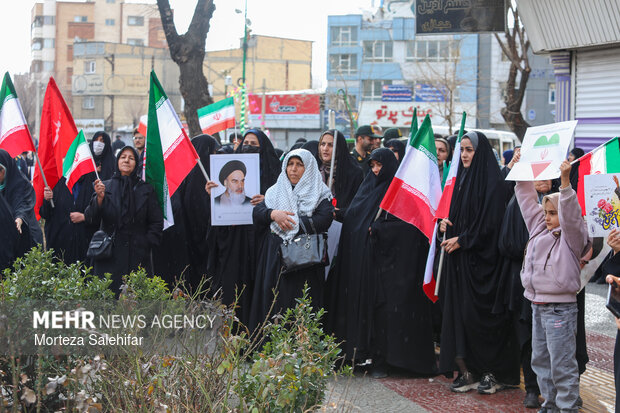 راهپیمایی ۲۲ بهمن در شهرکرد