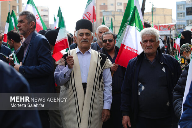 راهپیمایی ۲۲ بهمن در شهرکرد