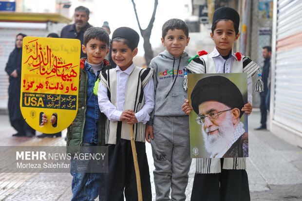راهپیمایی ۲۲ بهمن در شهرکرد