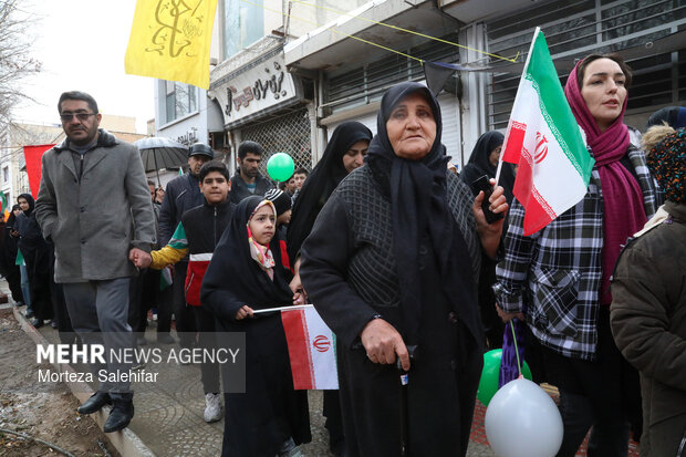 راهپیمایی ۲۲ بهمن در شهرکرد