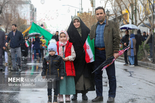 راهپیمایی ۲۲ بهمن در شهرکرد
