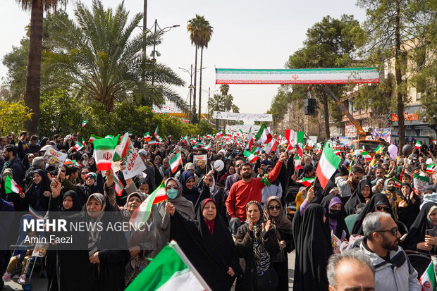 راهپیمایی ۲۲ بهمن در شیراز