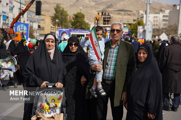 راهپیمایی ۲۲ بهمن در شیراز