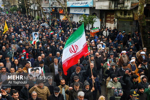راهپیمایی ۲۲ بهمن در رشت