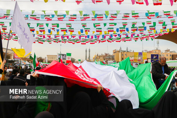 زیر پرچم الله نشان