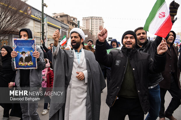 راهپیمایی ۲۲ بهمن در مشهد