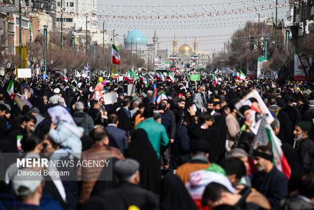 راهپیمایی ۲۲ بهمن در مشهد