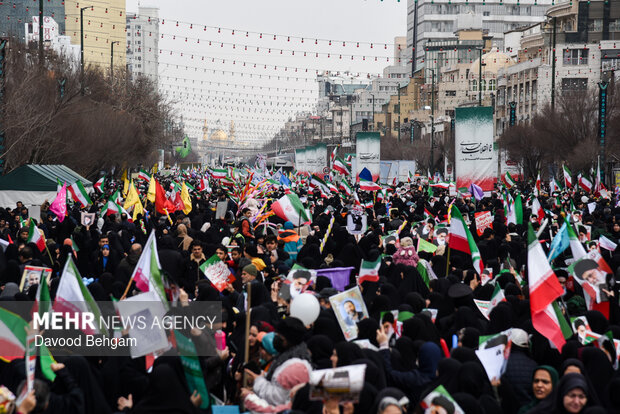 راهپیمایی ۲۲ بهمن در مشهد