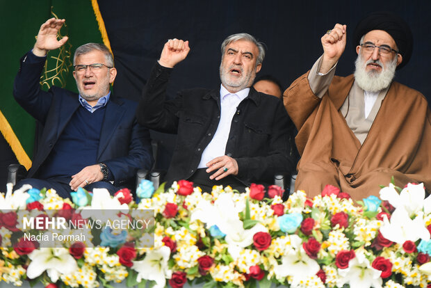 راهپیمایی ۲۲ بهمن در کرج