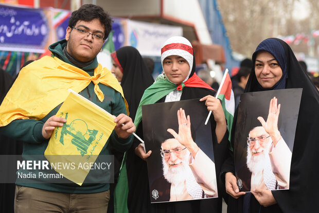 راهپیمایی ۲۲ بهمن در کرج