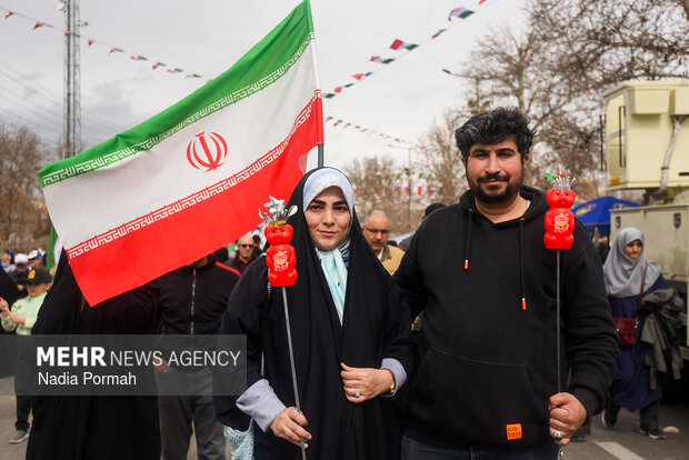 راهپیمایی ۲۲ بهمن در کرج