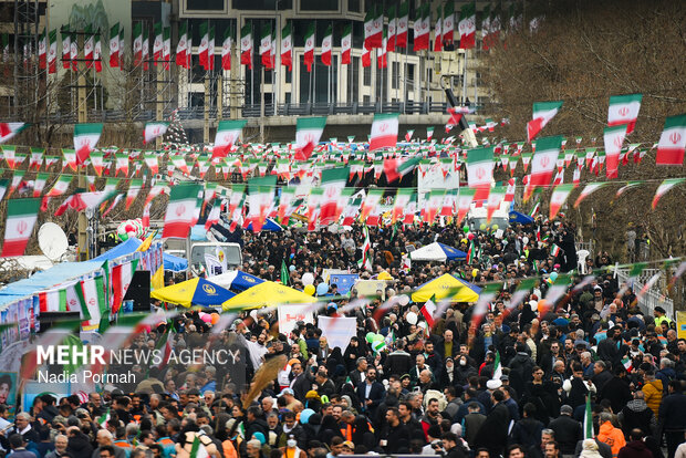 راهپیمایی ۲۲ بهمن در کرج