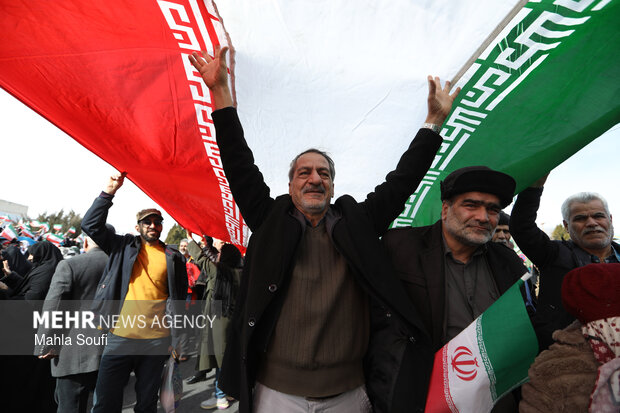 راهپیمایی ۲۲ بهمن در اراک