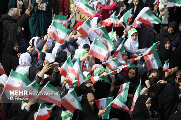 راهپیمایی ۲۲ بهمن در اراک