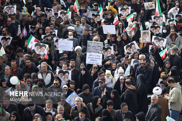 راهپیمایی ۲۲ بهمن در اراک