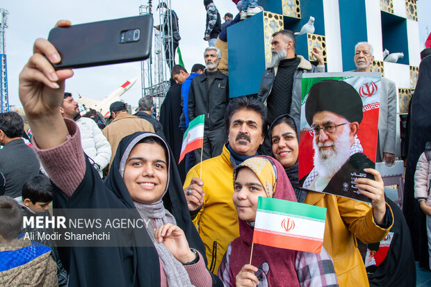 راهپیمایی ۲۲ بهمن در مشهد