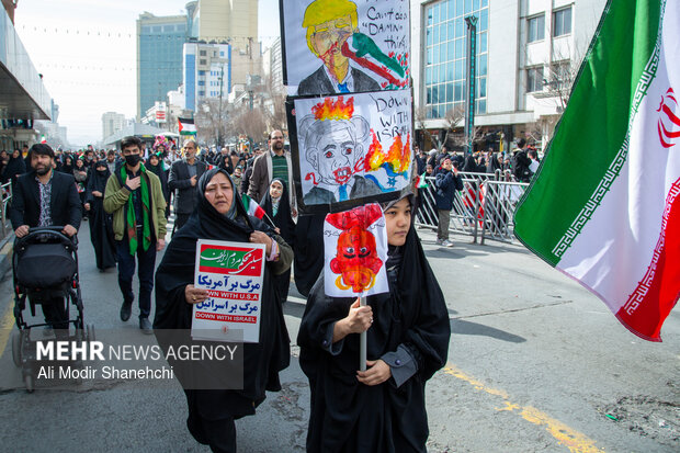 راهپیمایی ۲۲ بهمن در مشهد