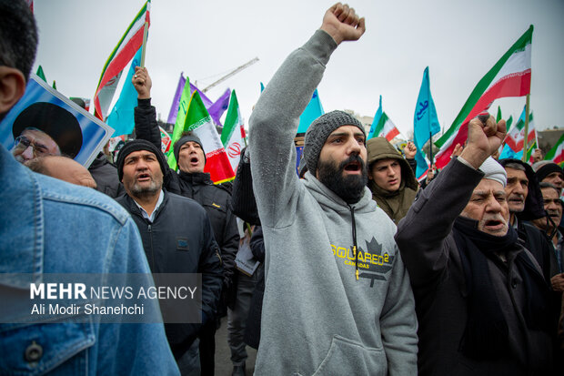 راهپیمایی ۲۲ بهمن در مشهد
