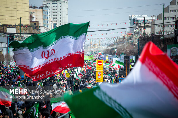 راهپیمایی ۲۲ بهمن در مشهد