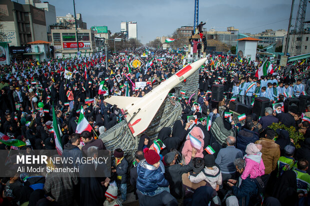 راهپیمایی ۲۲ بهمن در مشهد
