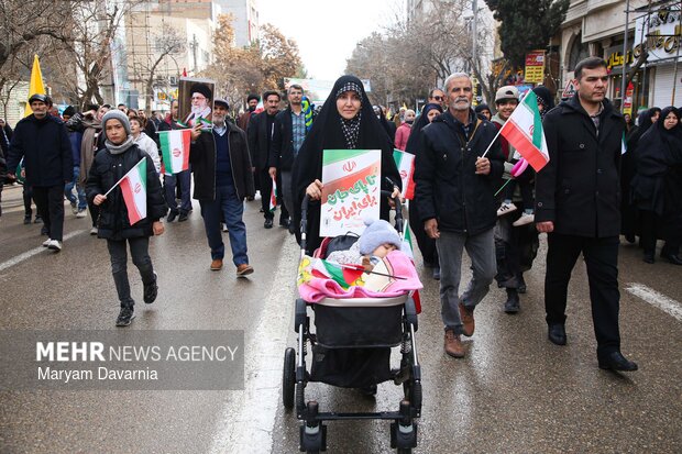 راهپیمایی ۲۲ بهمن در بجنورد