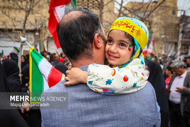 راهپیمایی ۲۲ بهمن در یزد