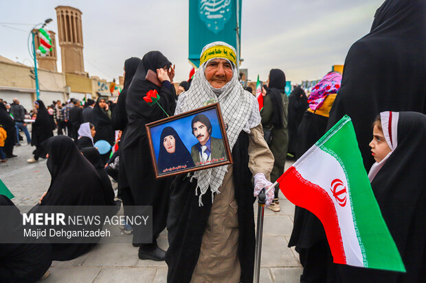 راهپیمایی ۲۲ بهمن در یزد