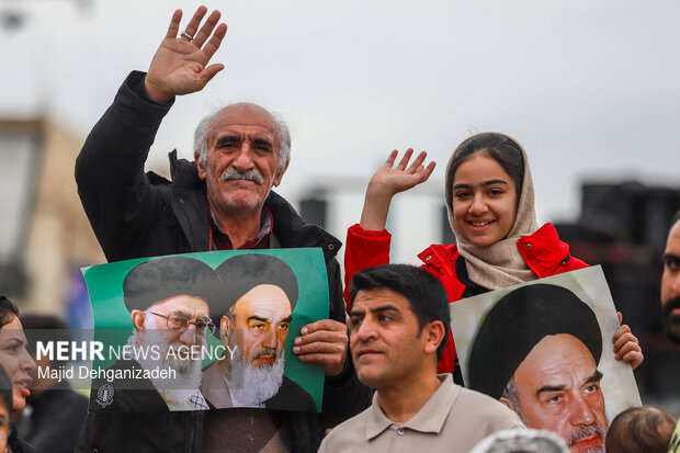 راهپیمایی ۲۲ بهمن در یزد