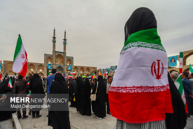 راهپیمایی ۲۲ بهمن در یزد