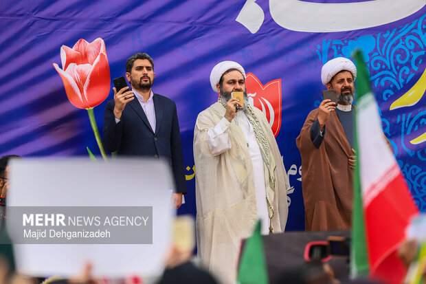 راهپیمایی ۲۲ بهمن در یزد