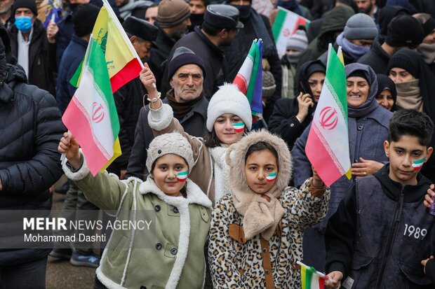 راهپیمایی ۲۲ بهمن در اردبیل