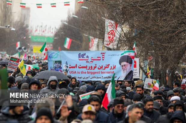 راهپیمایی ۲۲ بهمن در اردبیل