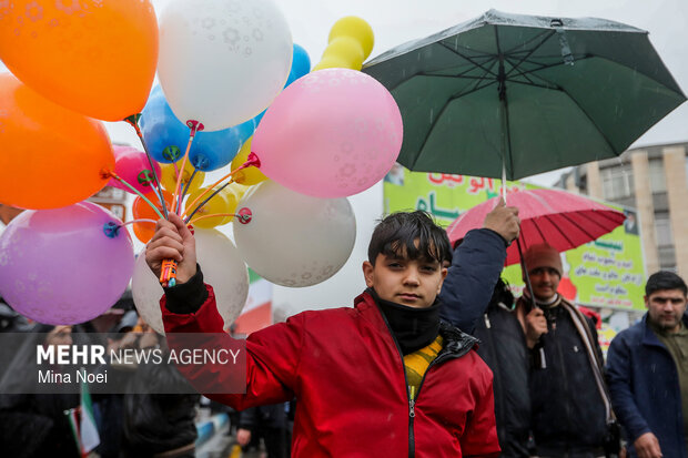 راهپیمایی ۲۲ بهمن در تبریز