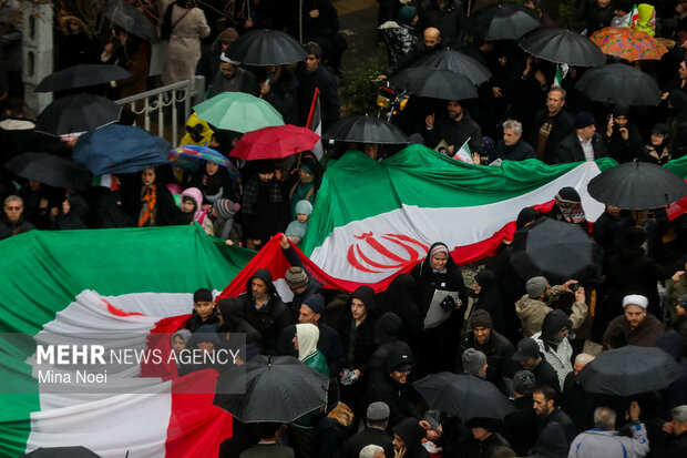 راهپیمایی ۲۲ بهمن در تبریز