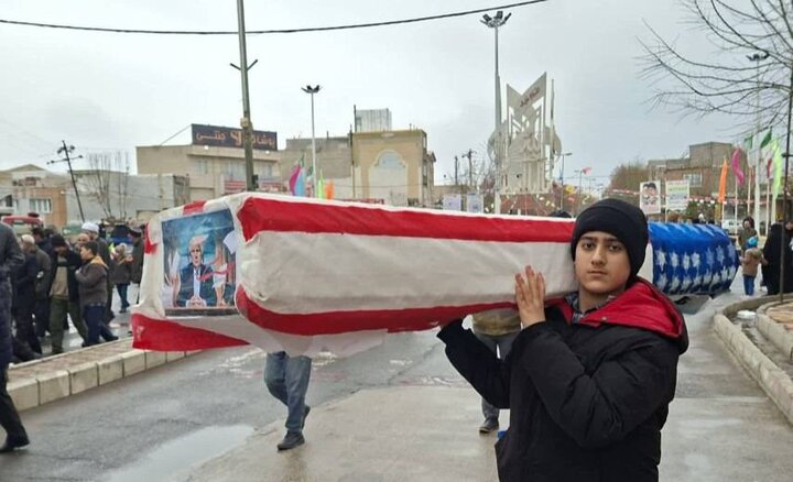 ۲۲ بهمن کردستان مردمی‌تر از همیشه؛ روایت هم‌زمان حماسه، گفتگو و معنویت