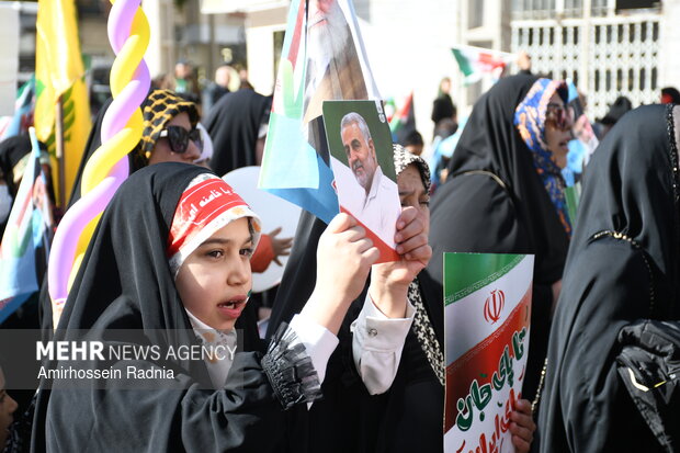 راهپیمایی ۲۲ بهمن در بیرجند