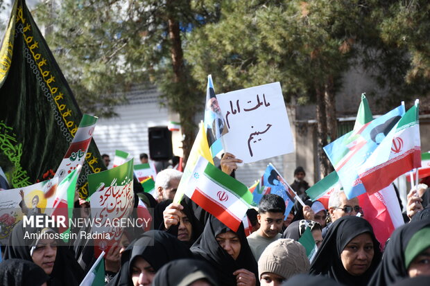 راهپیمایی ۲۲ بهمن در بیرجند