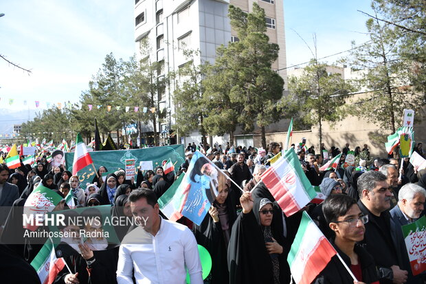 راهپیمایی ۲۲ بهمن در بیرجند