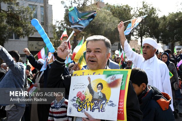 راهپیمایی ۲۲ بهمن در بیرجند