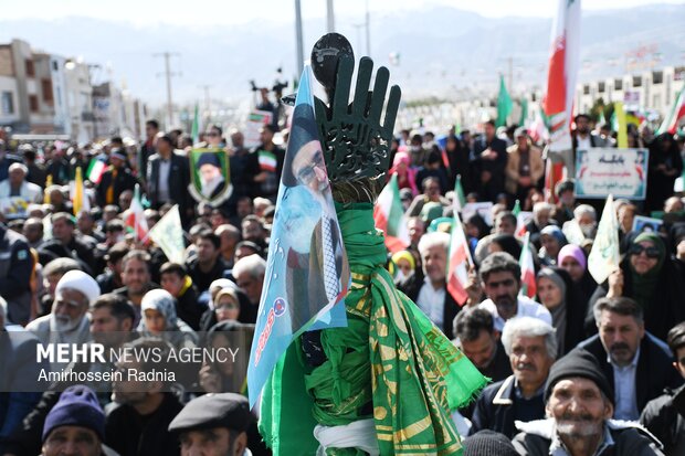 راهپیمایی ۲۲ بهمن در بیرجند