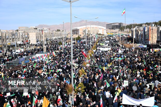 راهپیمایی ۲۲ بهمن در بیرجند