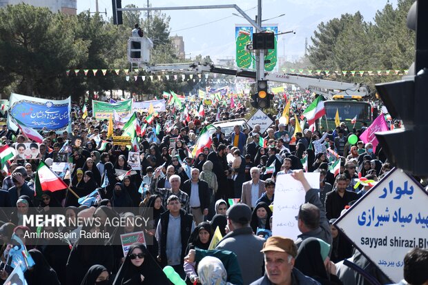 راهپیمایی ۲۲ بهمن در بیرجند